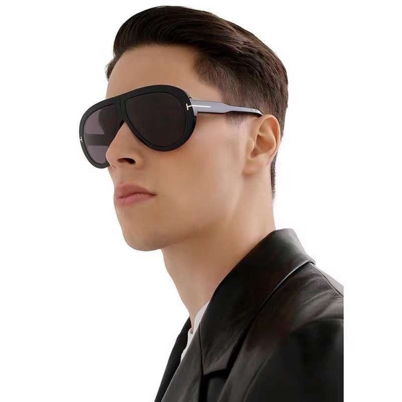 New! Authentic Tom Ford Oversized Pilot Sunglasses. - Picture 6 of 14